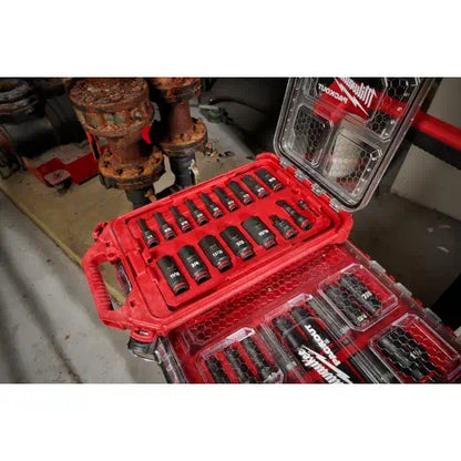 Milwaukee 49-66-6800 Juego de dados SHOCKWAVE Impact Duty de 17 piezas y 3/8" con encastre SAE PACKOUT