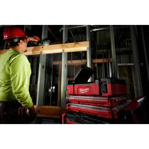 Milwaukee 2356-20 M12 PACKOUT Proyector con carga USB