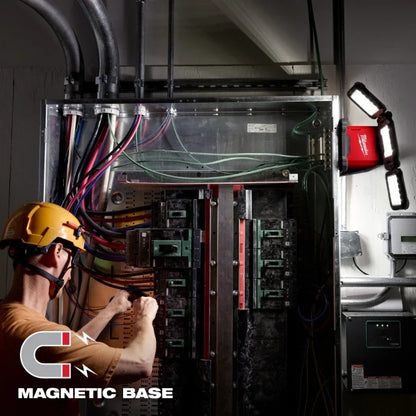Milwaukee 2368-20 Foco e Iluminación de Área de Triple Panel M18 Rover de Doble Alimentación