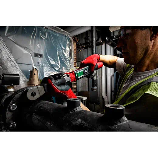Milwaukee 2465-20 M12 FUEL Llave dinamométrica digital de 3/8" con ONE-KEY