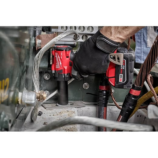 Milwaukee 2855-20 M18 FUEL Llave de impacto compacta de 1/2" con anillo de fricción (solo herramienta)