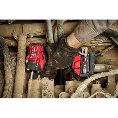 Milwaukee 2855P-20 M18 FUEL Llave de impacto compacta de 1/2" con pasador de retención (solo herramienta)