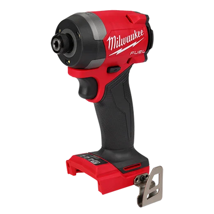 Milwaukee 3697-22 M18 FUEL Kit combinado de 2 herramientas - Taladro percutor y destornillador de impacto con 2 baterías y cargador