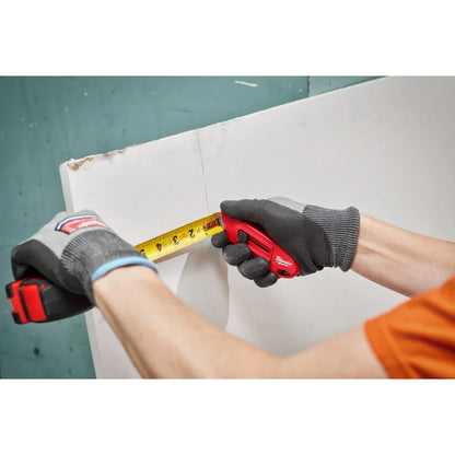 Cúter compacto Milwaukee 48-22-1516 con deslizamiento lateral