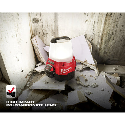 Milwaukee 2144-20 M18 RADIUS Foco de obra compacto con modo reflector