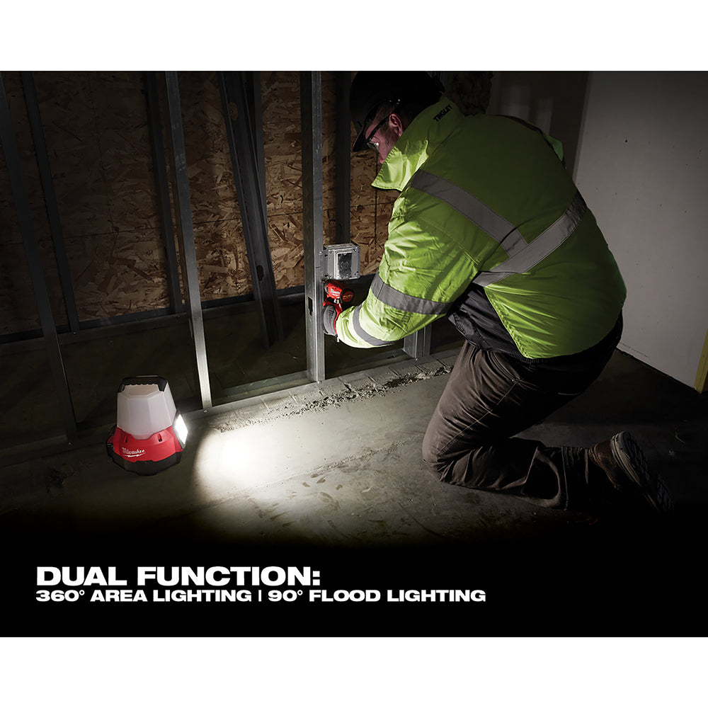 Milwaukee 2144-20 M18 RADIUS Foco de obra compacto con modo reflector