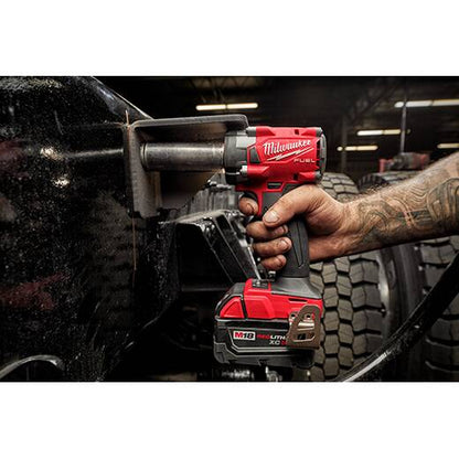 Milwaukee 2854-20 M18 FUEL Llave de impacto compacta de 3/8" con anillo de fricción (solo herramienta)